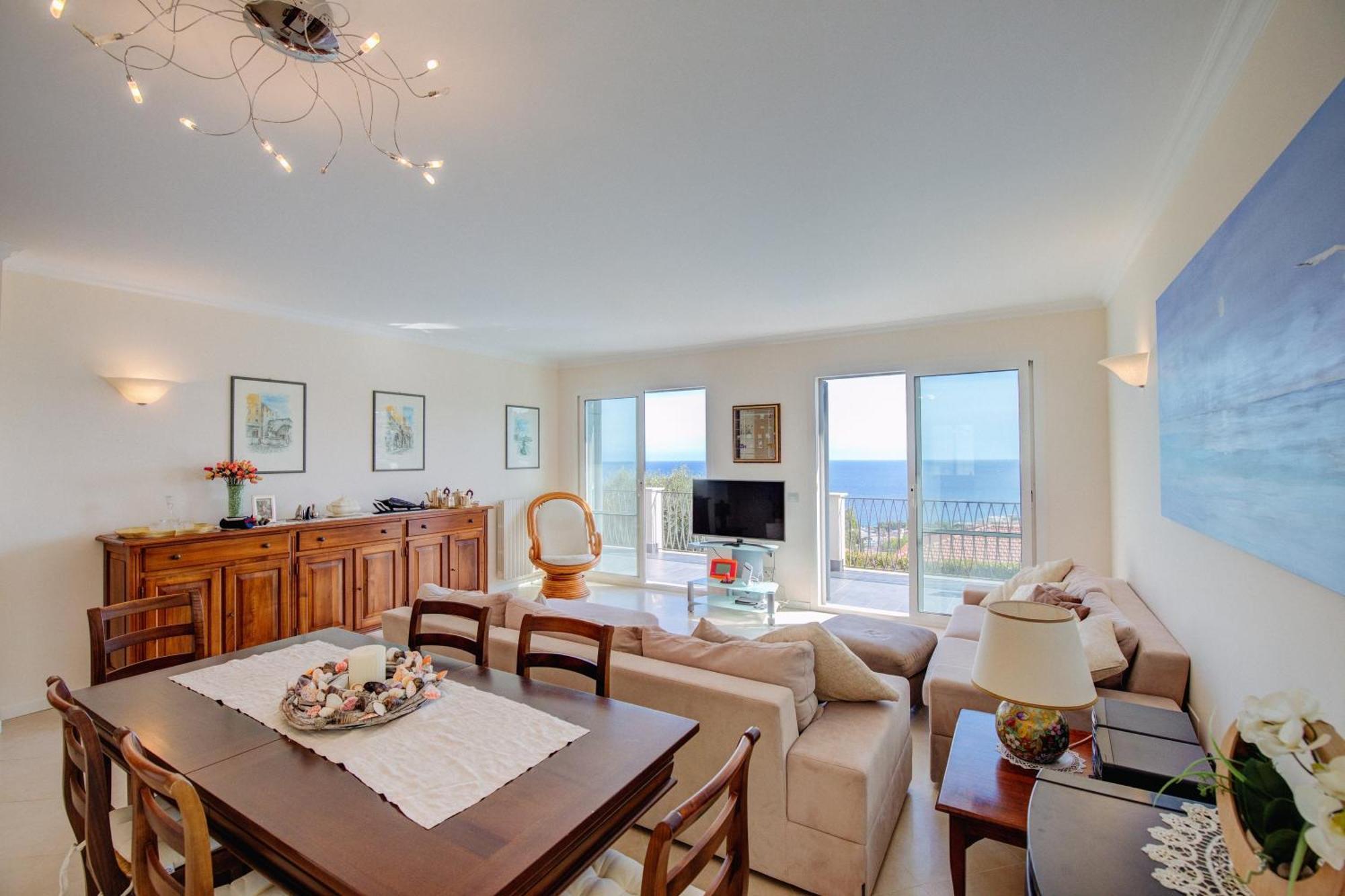 Villa Lucia Riviera Dei Fiori Pool - Happy Rentals San Remo Kültér fotó
