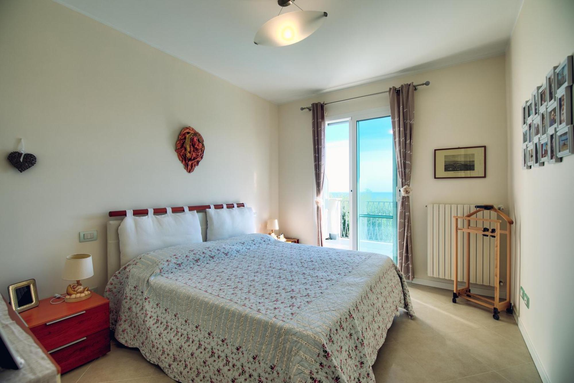 Villa Lucia Riviera Dei Fiori Pool - Happy Rentals San Remo Kültér fotó